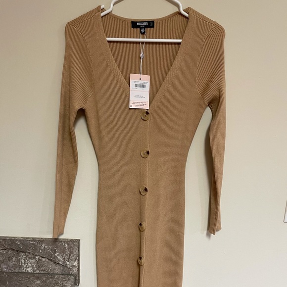 Misguided button up sweater dress - Picture 1 of 3